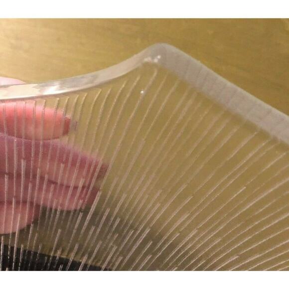 Vintage Clear Glass Bowl with Stripe Ridge Design 8.5" Diameter & 3" hight - Picture 6 of 7